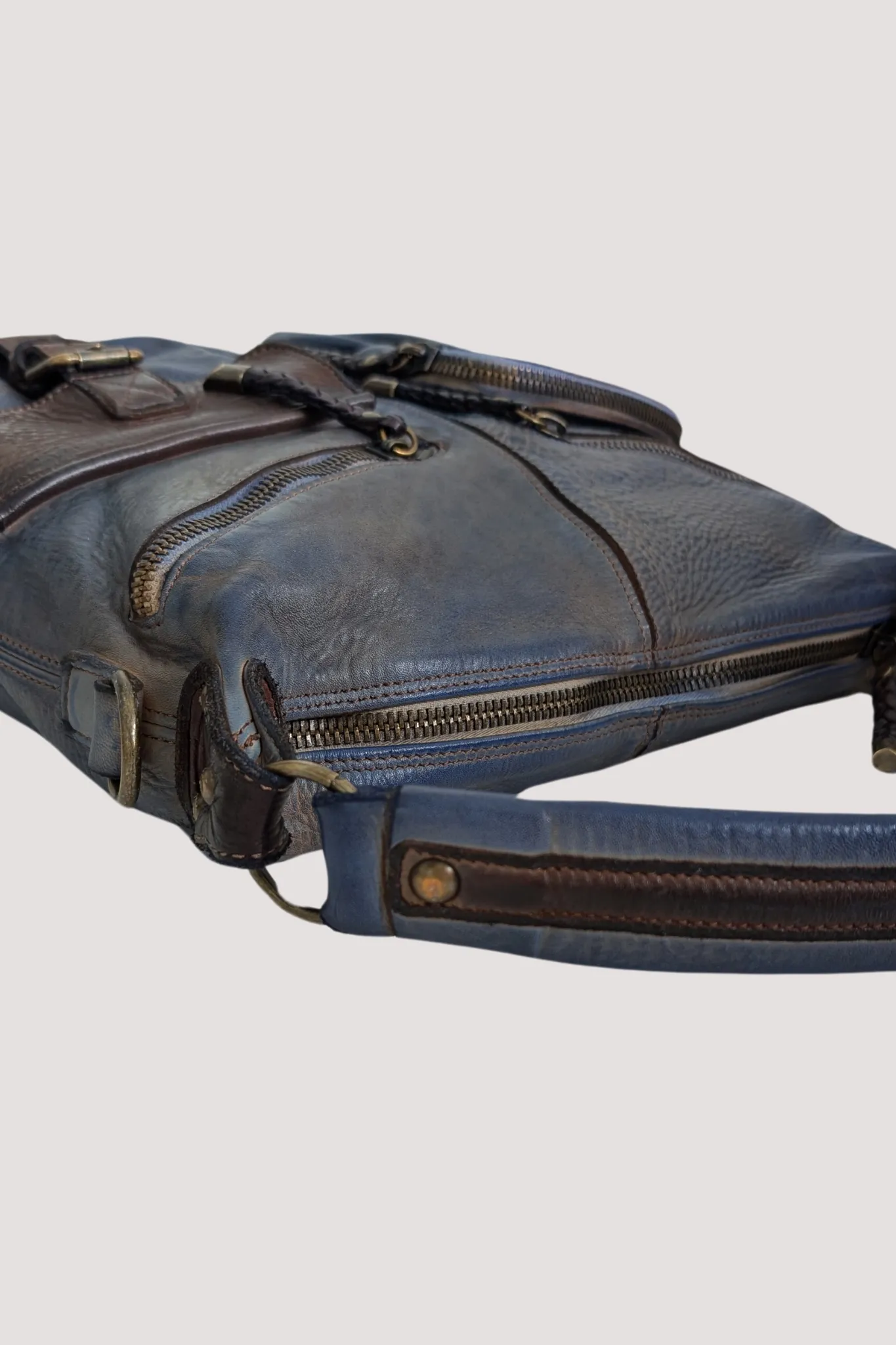 Bayside84 Multipocket Shoulder Bag - Antique Blue - Canada