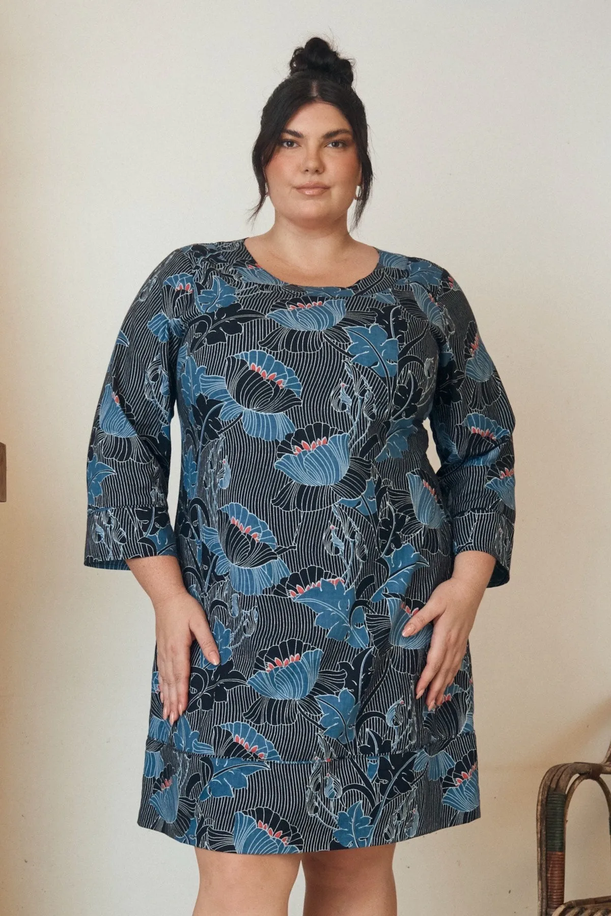 Billie Tunic - Lotus Navy