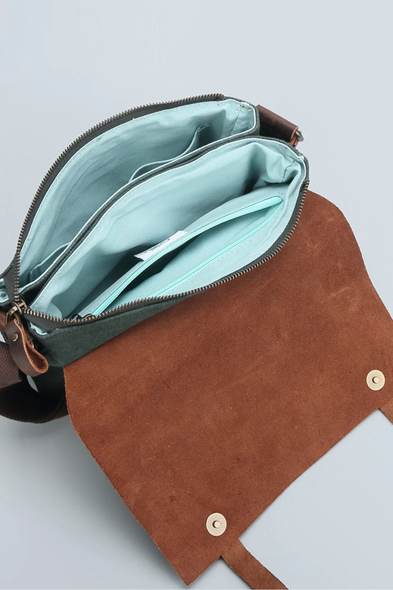 'Cambridge' Leather & Canvas Unisex Bag
