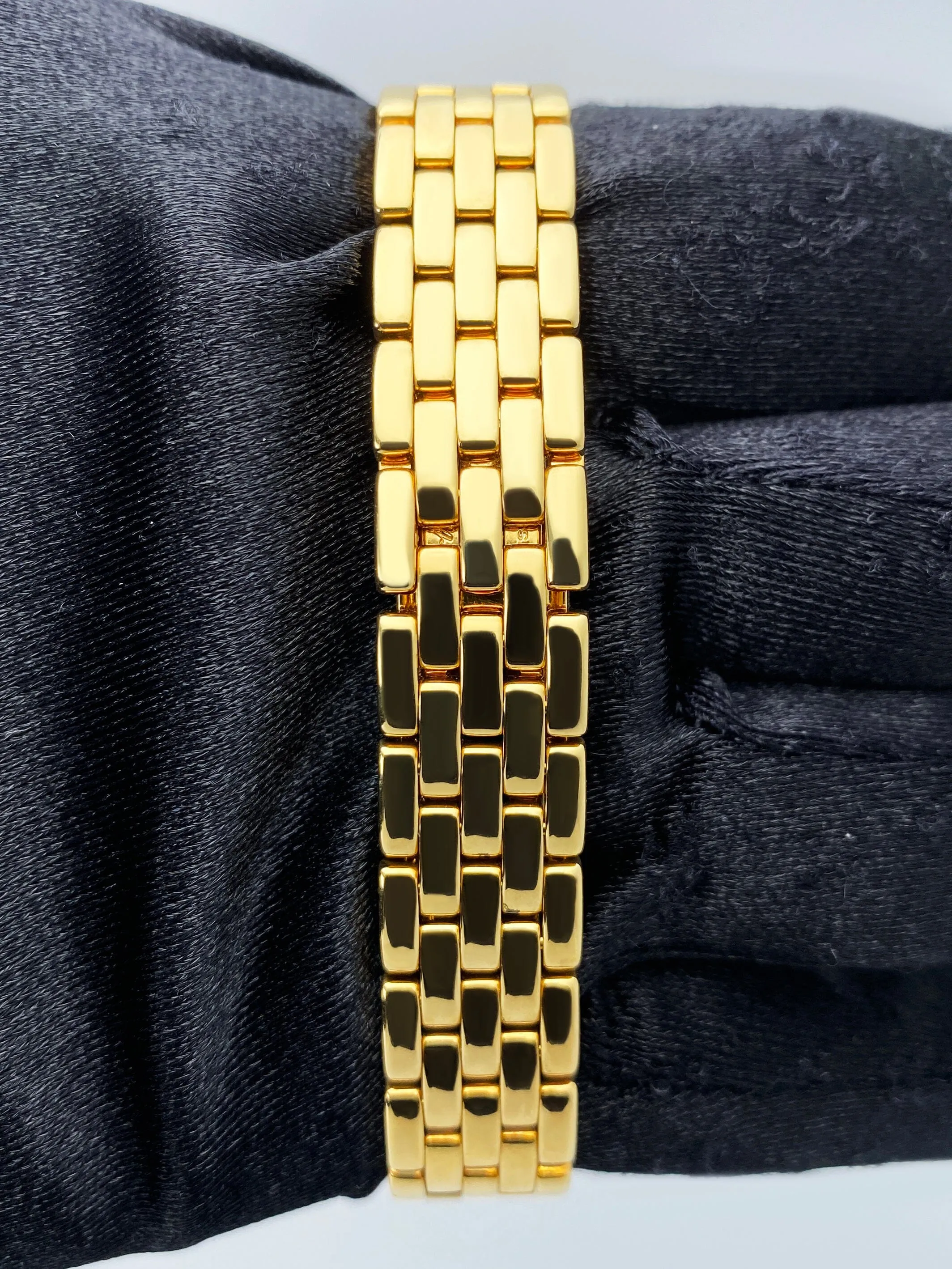 Cartier Panthere 88369 Diamond Bezel Ladies Watch