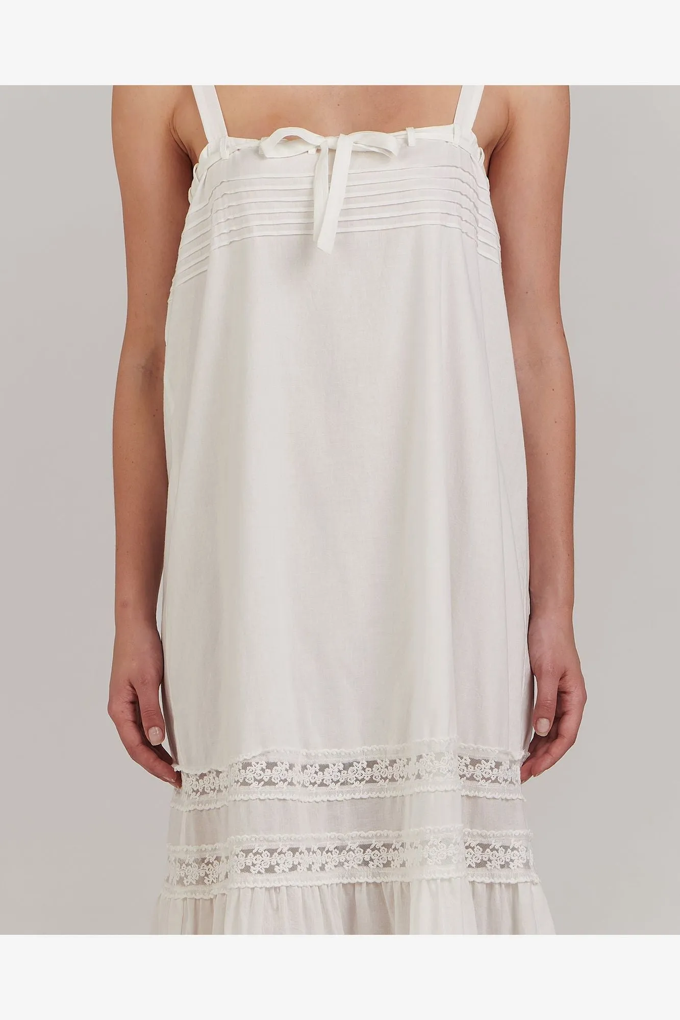 CHARLIE HOLIDAY POPPY MIDI DRESS - WHITE