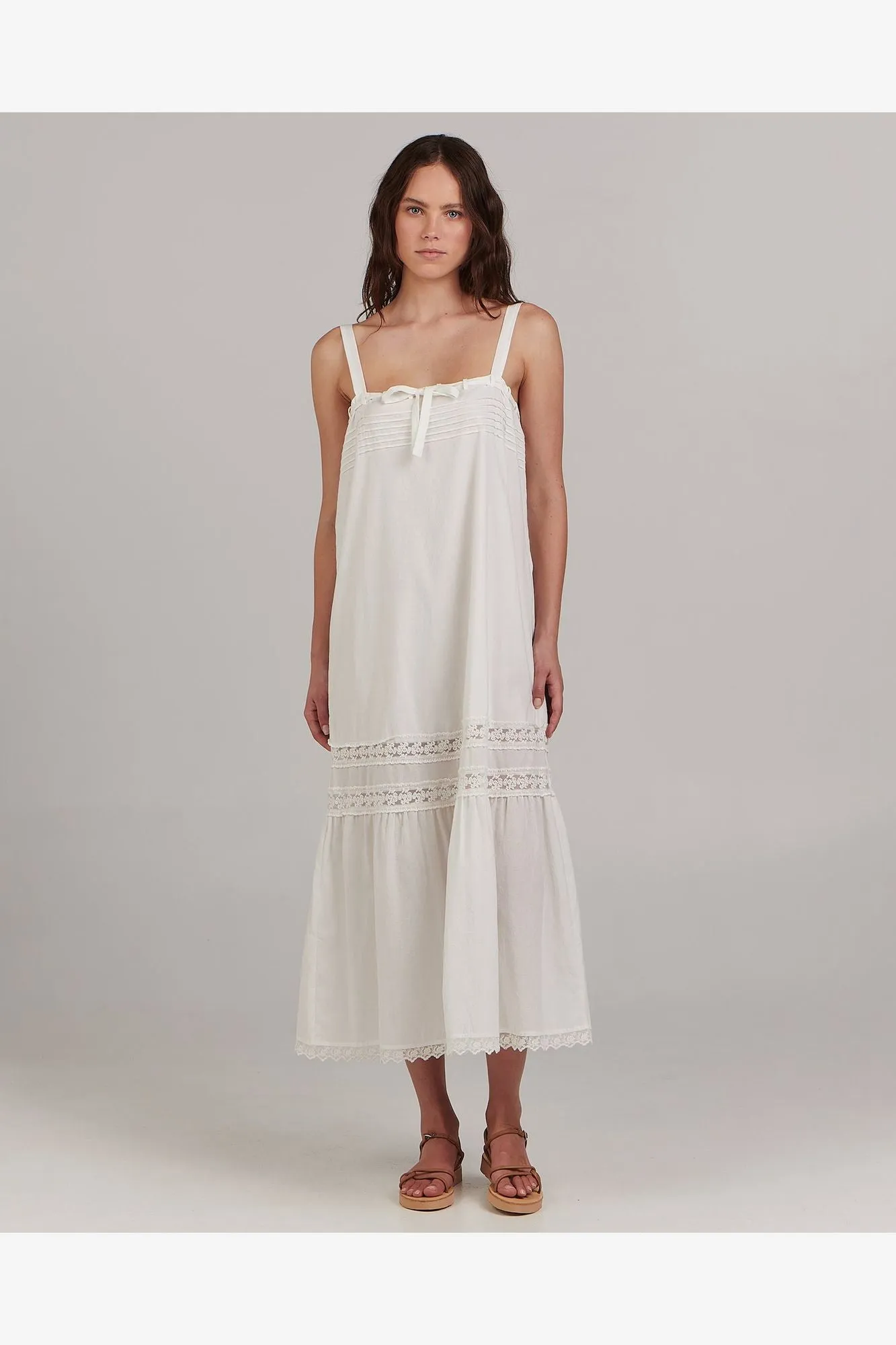 CHARLIE HOLIDAY POPPY MIDI DRESS - WHITE