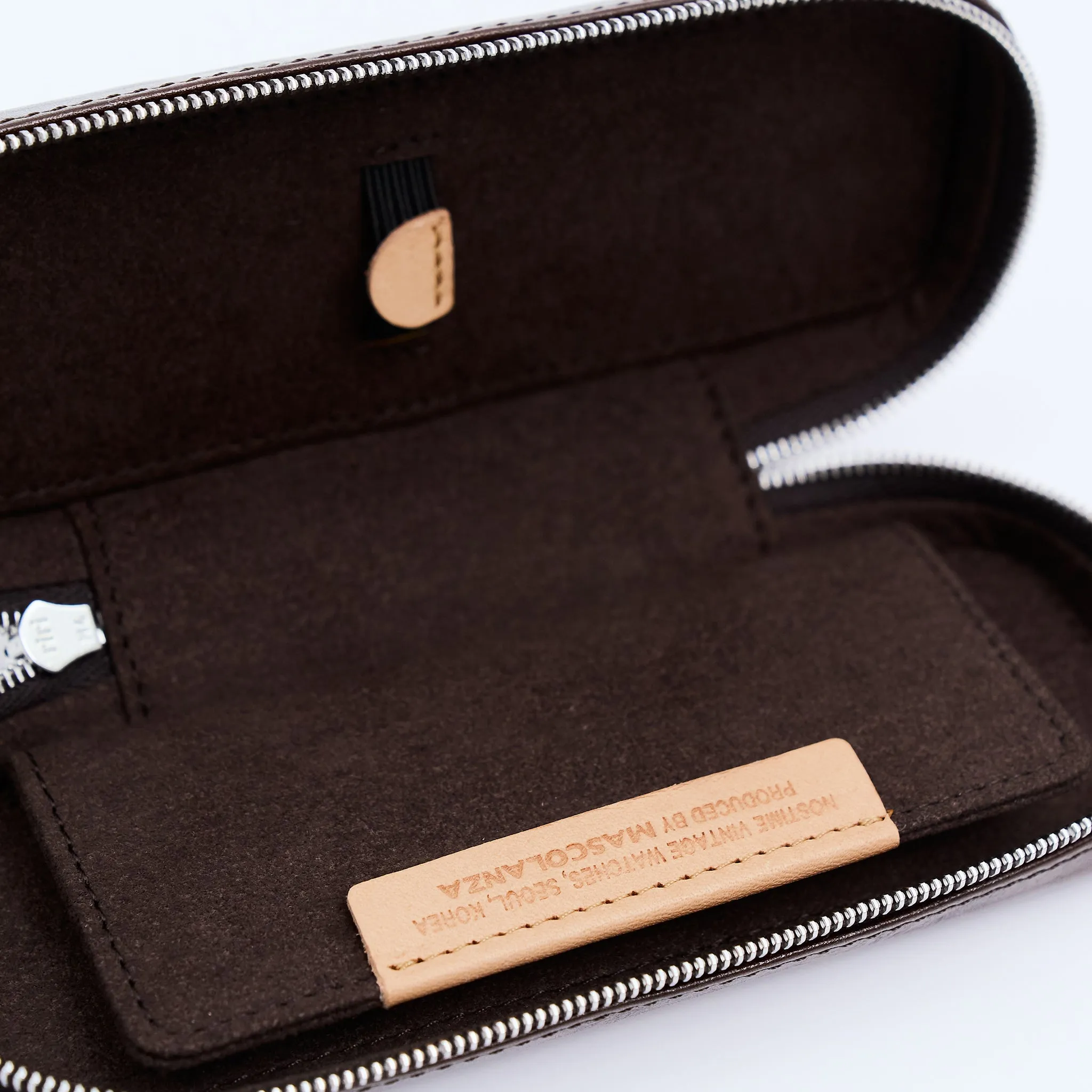 DISTRESSED DARK BROWN DUO POUCH FOR TWO WATCHES