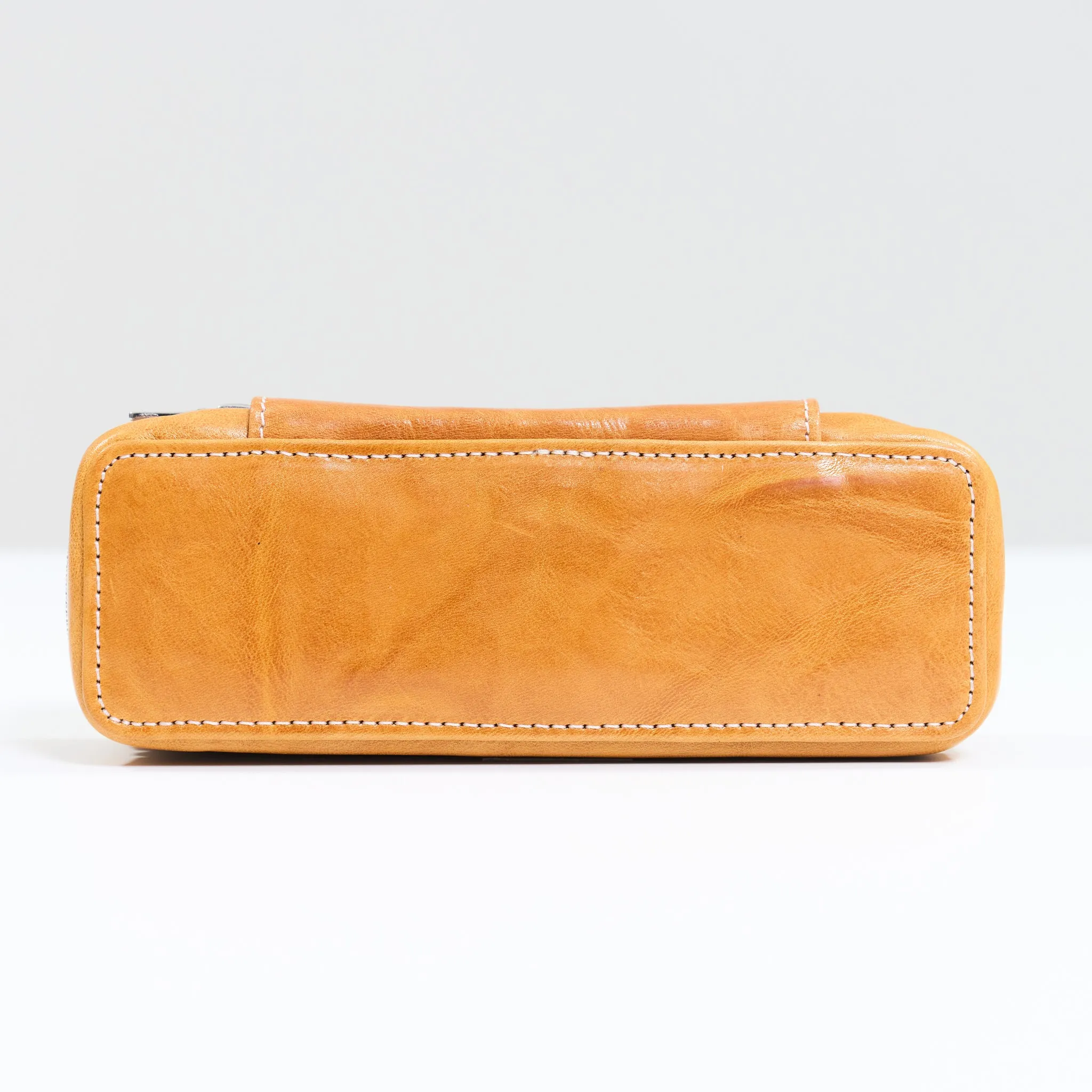 DISTRESSED MIEL DUO POUCH FOR TWO WATCHES