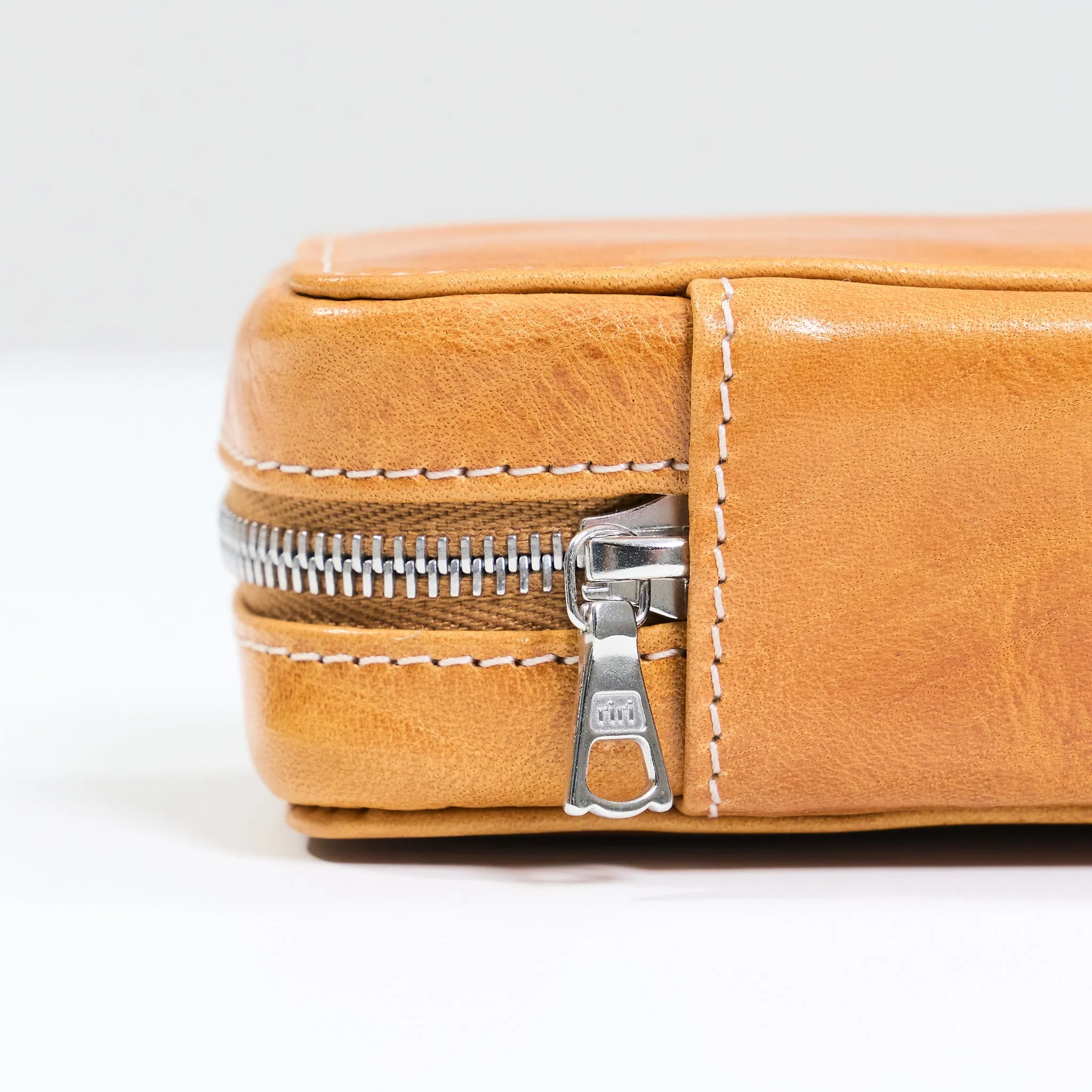 DISTRESSED MIEL DUO POUCH FOR TWO WATCHES