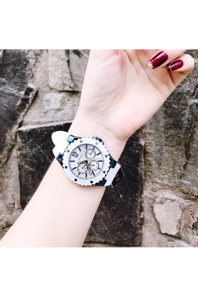 Guess W0149L6 IN Ladies Watch