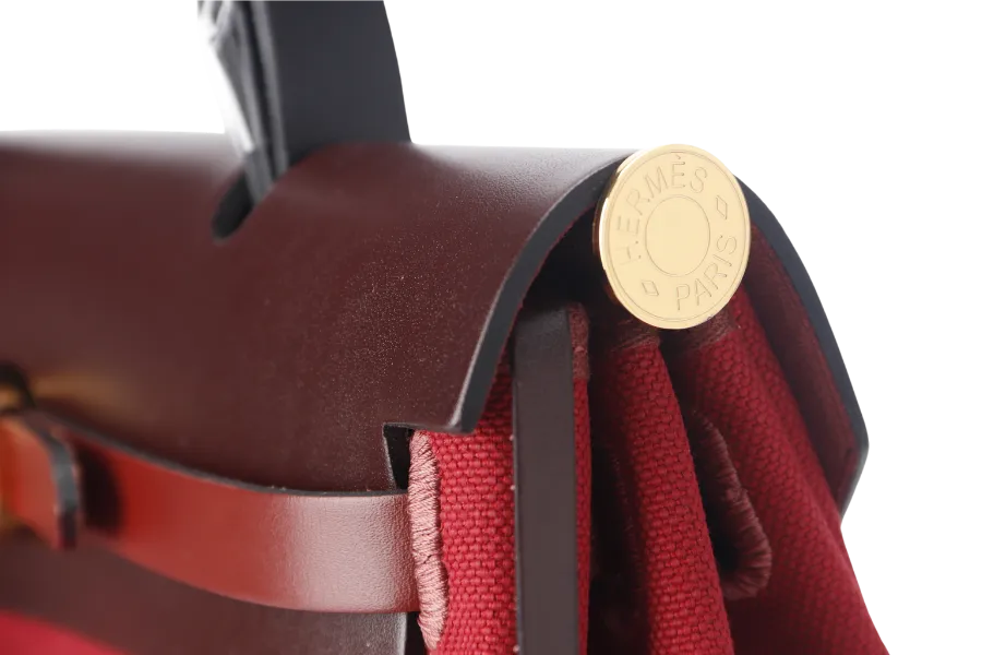 HERMES HERBAG 31 STAMP B (YEAR 2023) ROUGE CANVAS GOLD HARDWARE WITH DUST COVER AND BOX