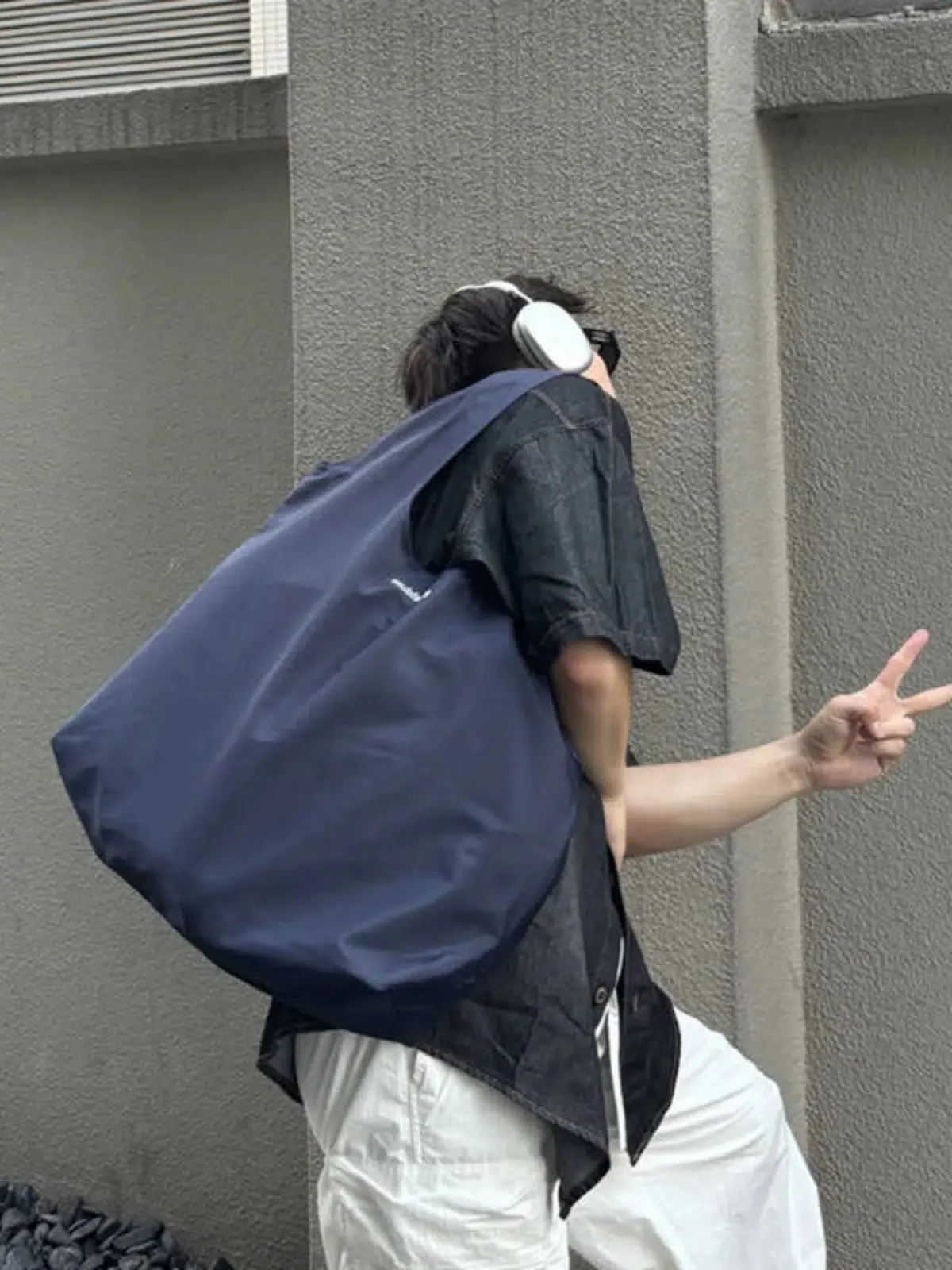Large Capacity Shoulder Bag