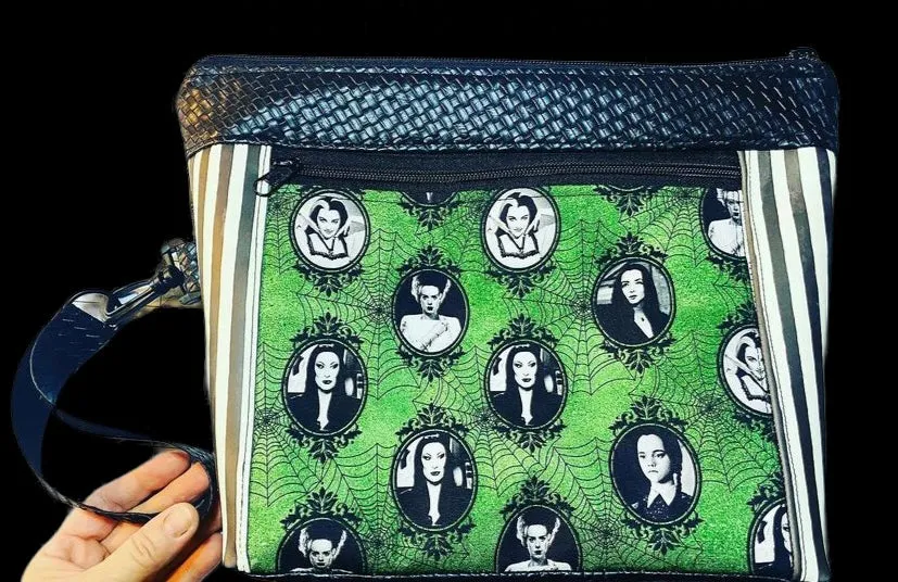 LAS GOTICAS POUCH/BAG