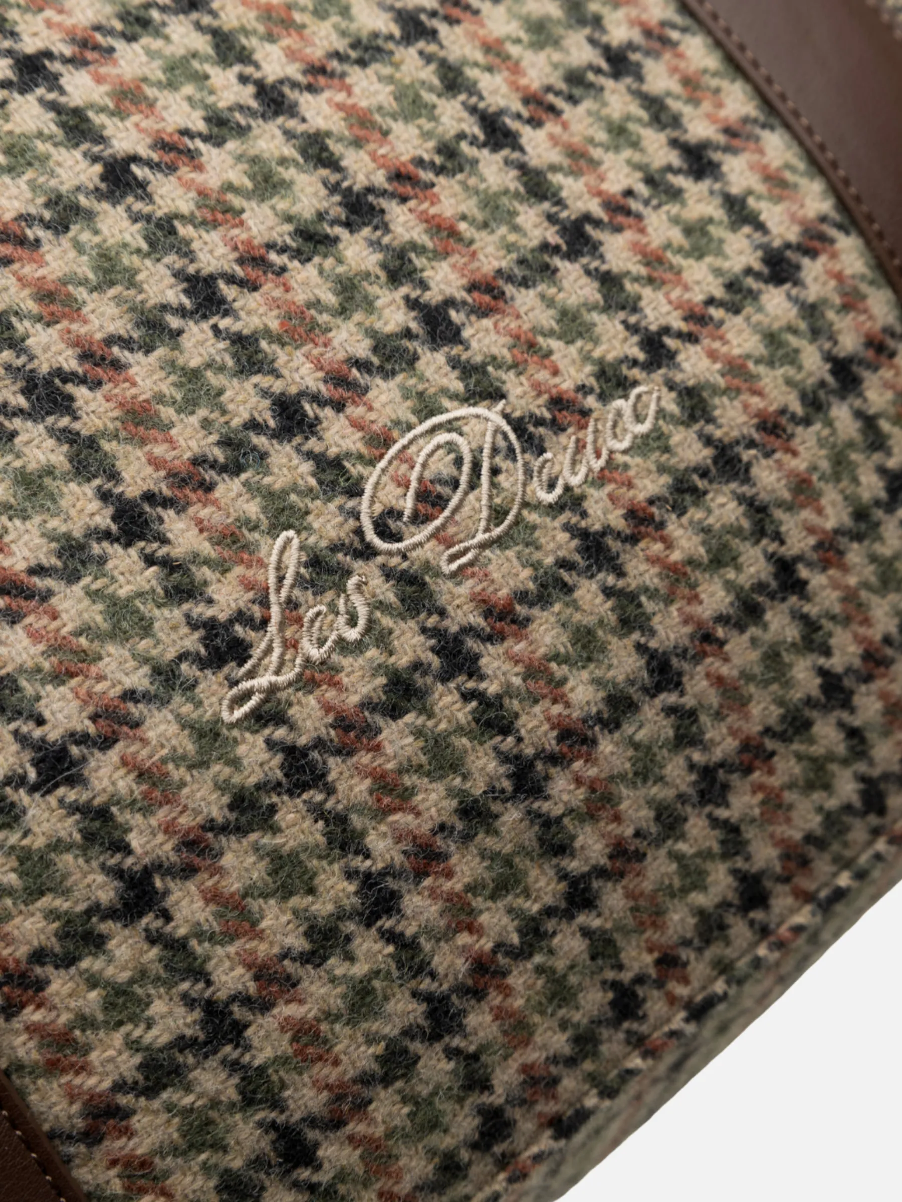 Les Deux Houndstooth Wool Weekend Bag