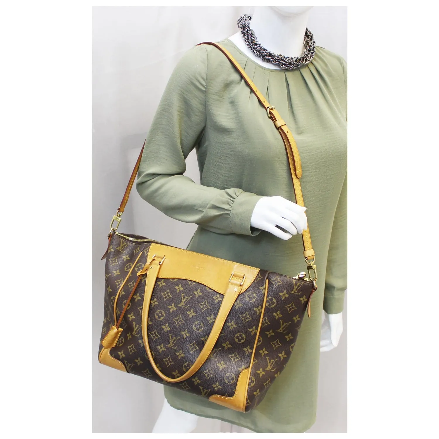 LOUIS VUITTON Estrela MM NM Monogram Canvas Shoulder Bag Brown