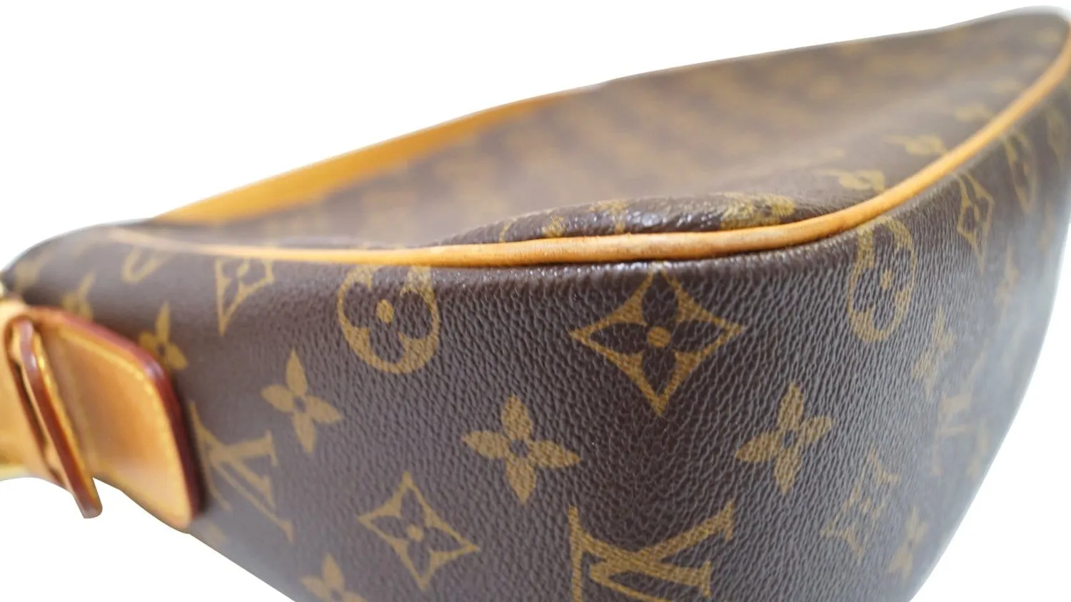 LOUIS VUITTON Monogram Canvas Multipli Cite Shoulder Bag