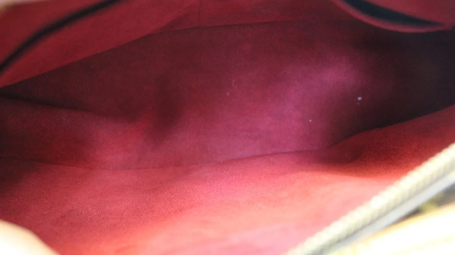 LOUIS VUITTON Monogram Canvas Viva Cite MM Shoulder Bag - Sale