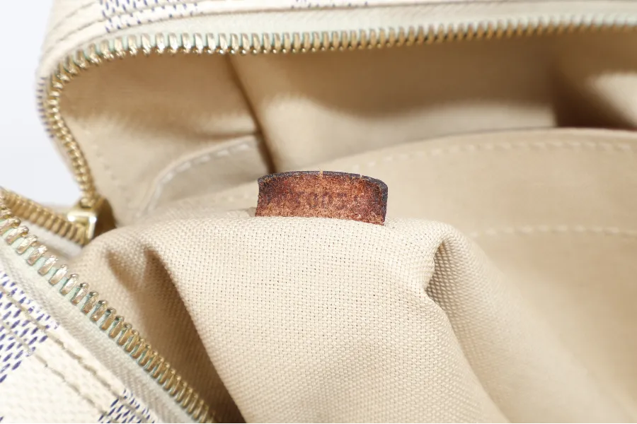 LOUIS VUITTON N51189 NAVIGLIO DAMIER AZUR GOLD HARDWARE WITH DUST COVER