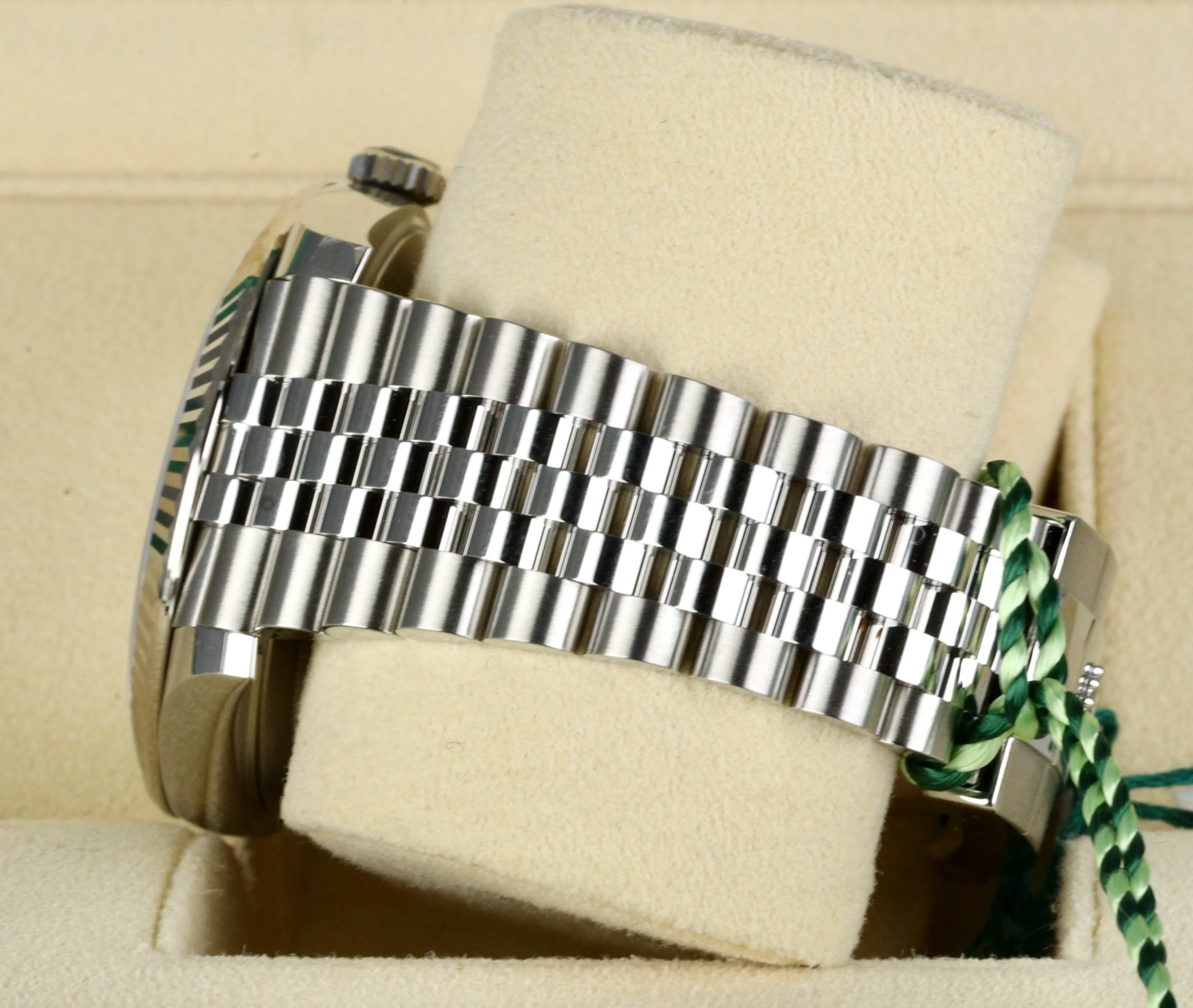 NEW MARCH 2021 Rolex DateJust 41 Silver Steel Fluted Jubilee 41mm Date 126334