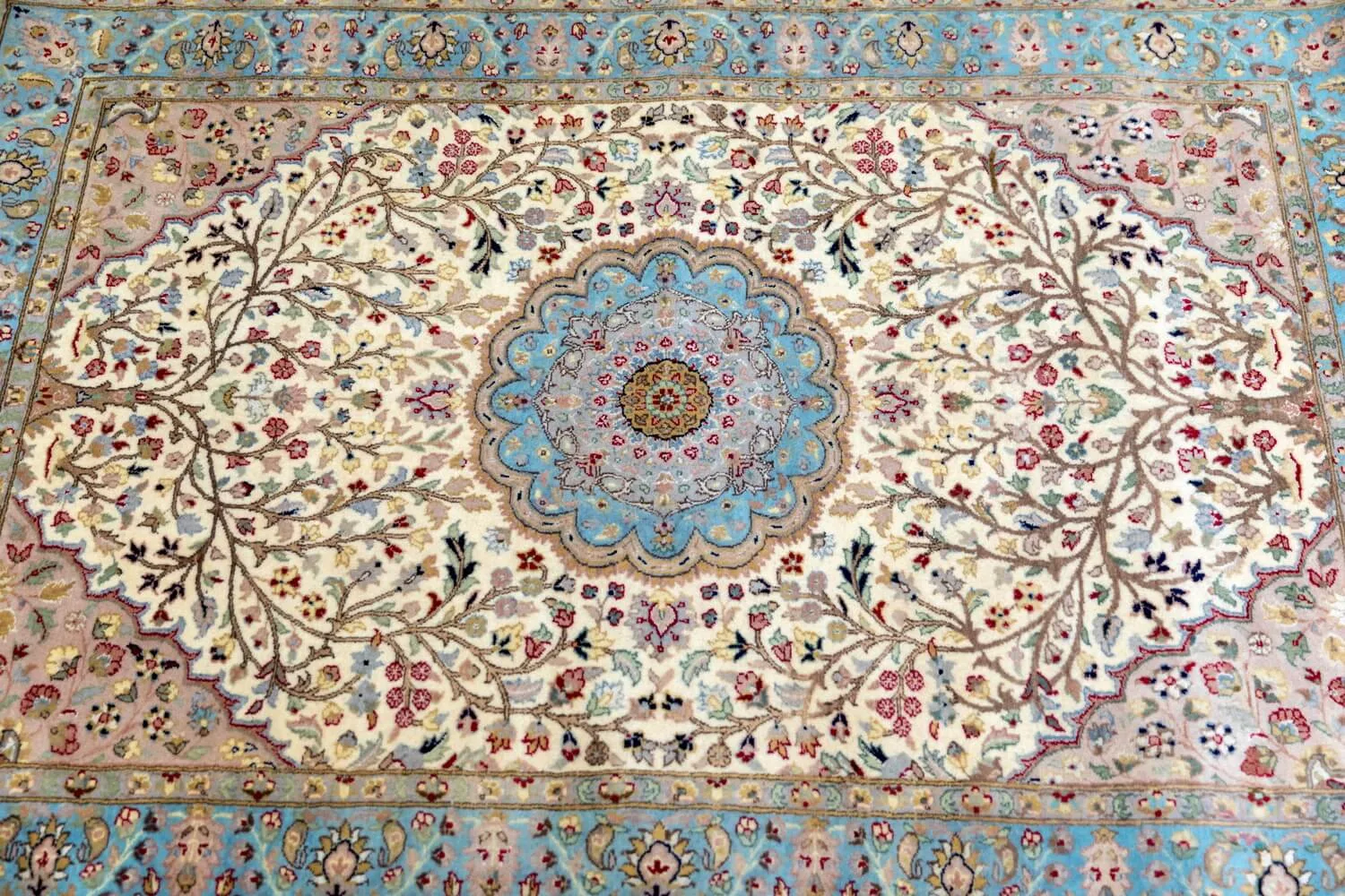Pakistani Handmade Wool Rug