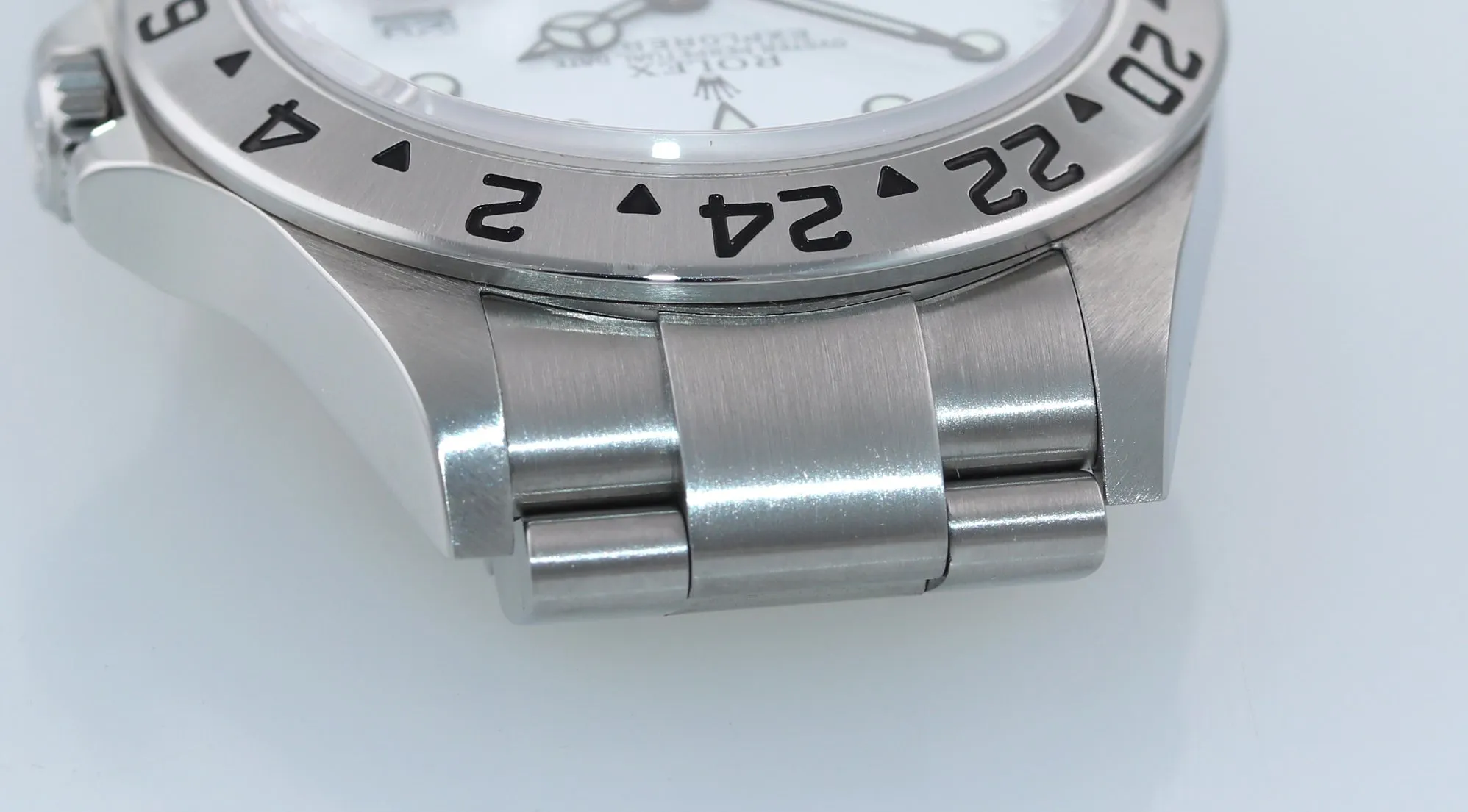 PAPERS UNPOLISHED 3186 WHITE Rolex Explorer II 16570 Stainless Steel 40mm Watch