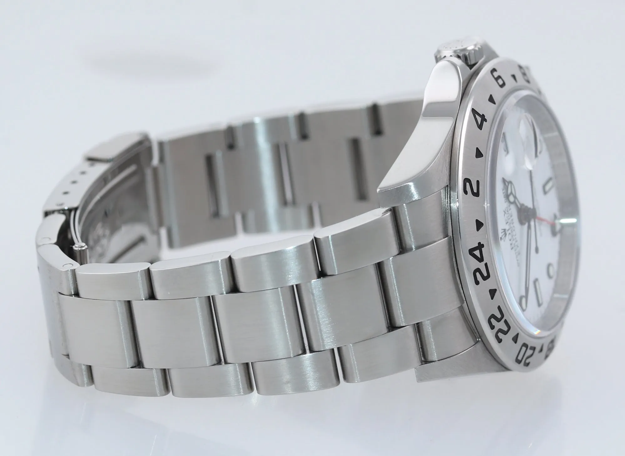 PAPERS UNPOLISHED 3186 WHITE Rolex Explorer II 16570 Stainless Steel 40mm Watch