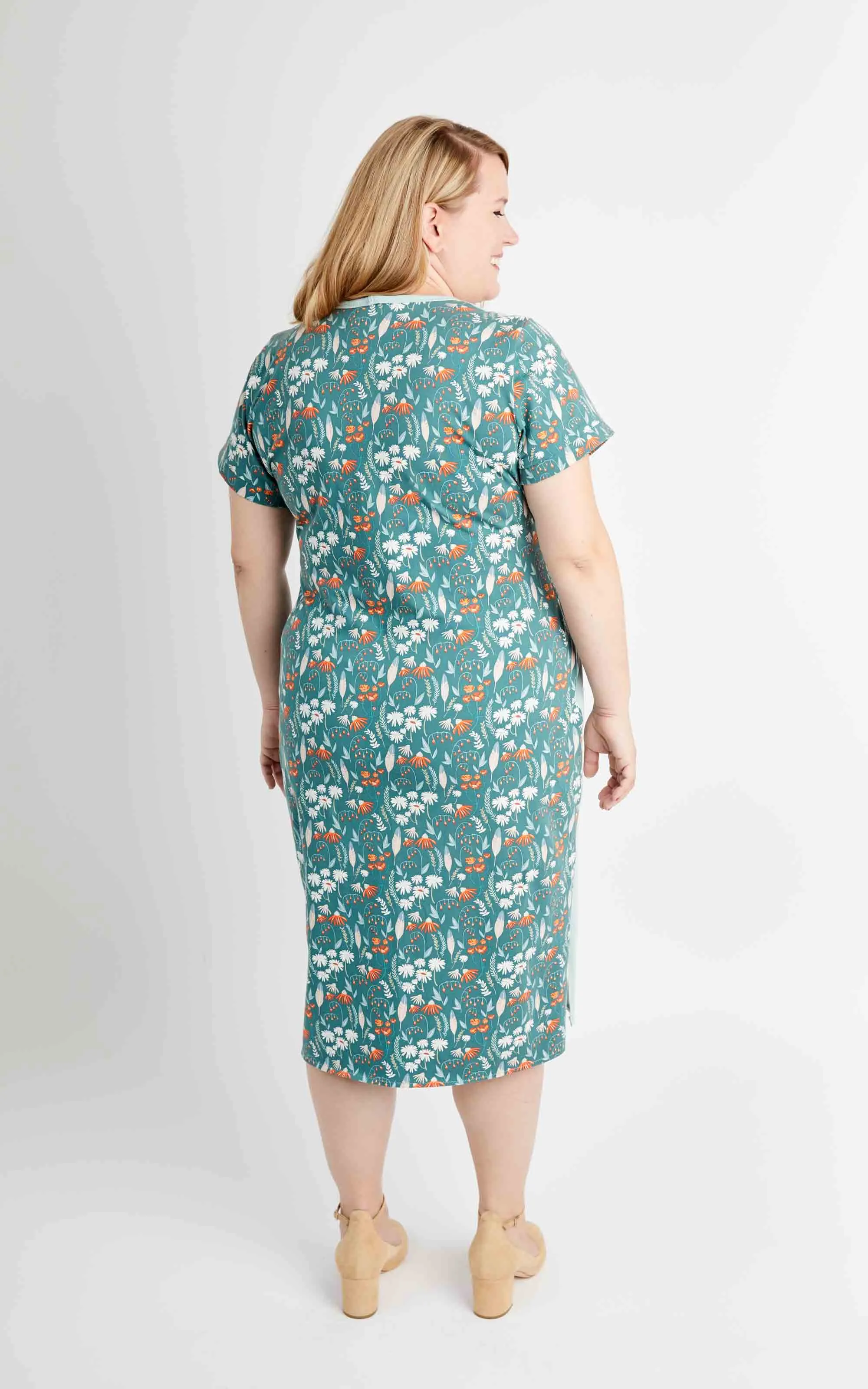 Pembroke Dress & Tunic 12-28 printed pattern: Wholesale