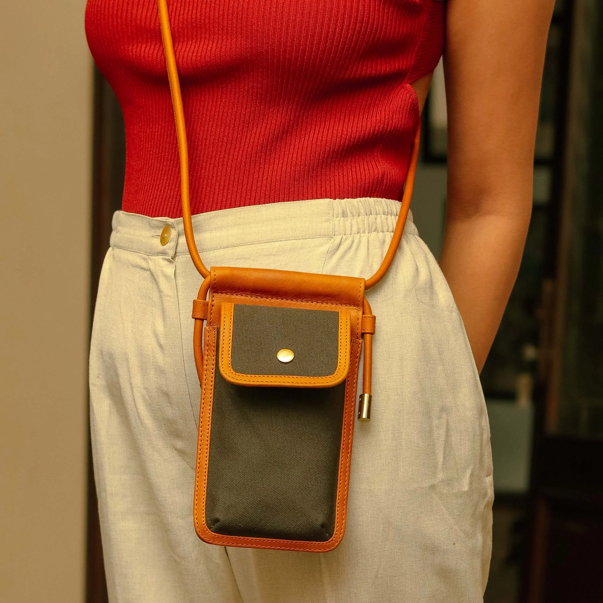 "Rozana" Essential Sling - Green