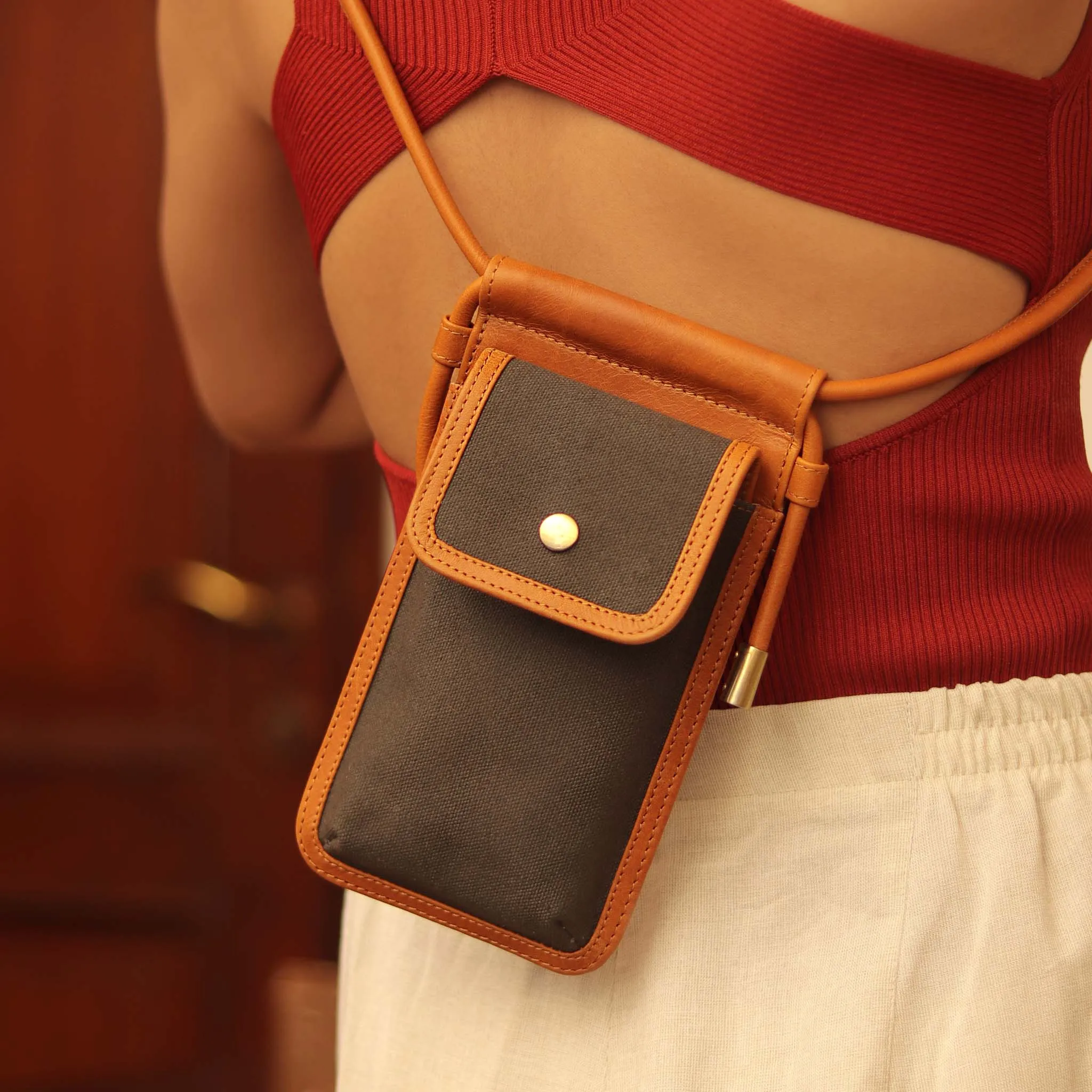 "Rozana" Essential Sling - Green