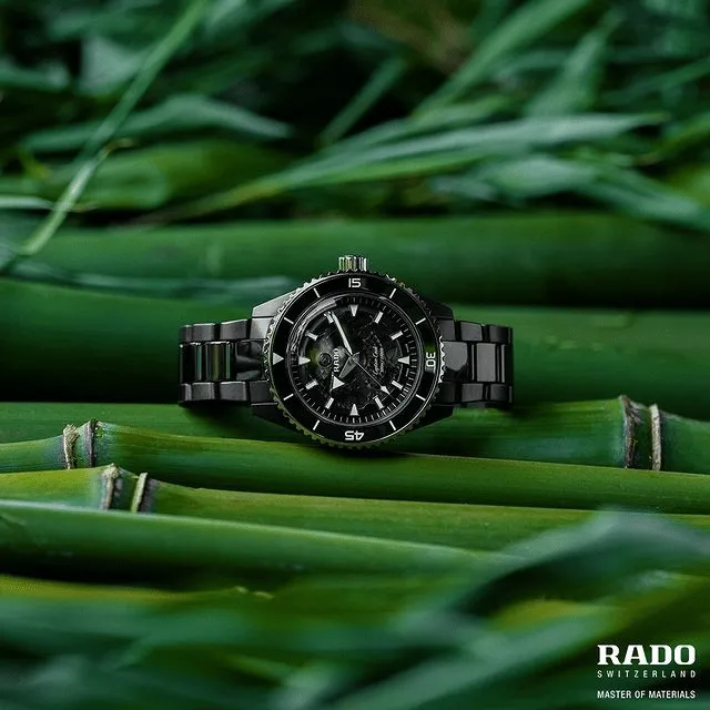 RADO Captain Cook High-Tech Ceramic 43mm Black Ceramic Strap Men's Watch R32127152