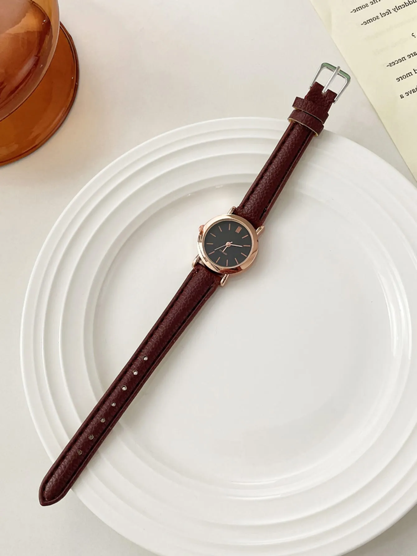 Round Pointer Quartz Watch - Brown