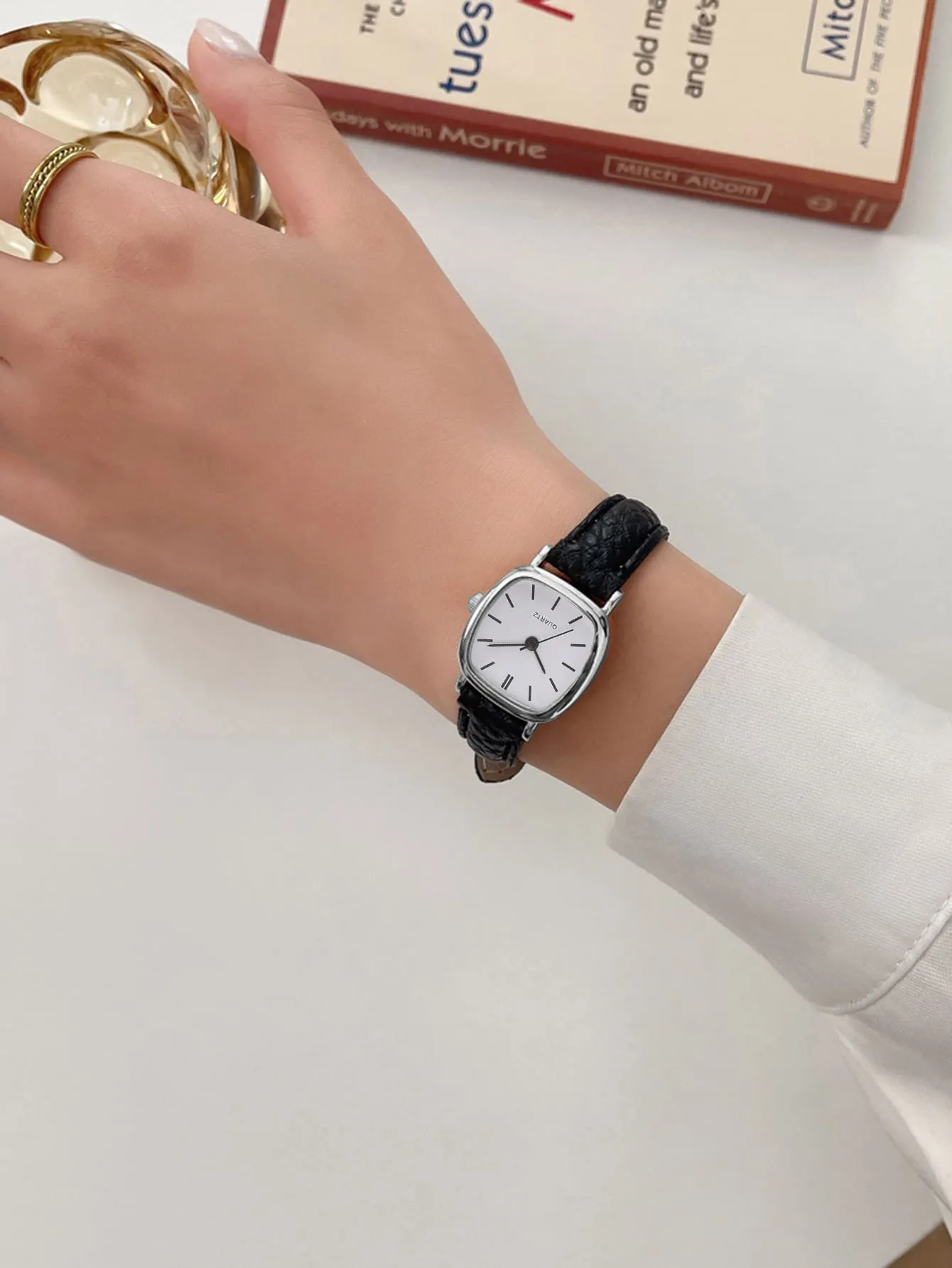 Square Pointer Quartz Watch - Design 4