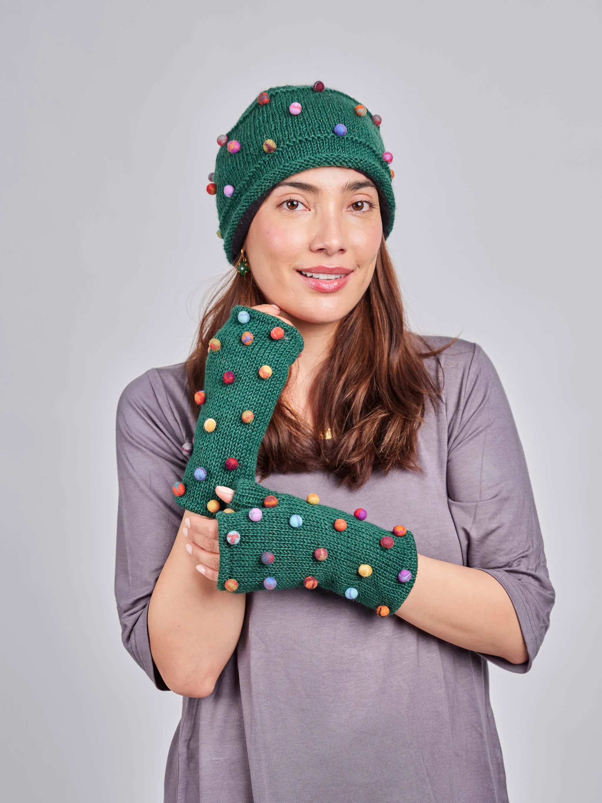 Sugar Dot Handwarmer