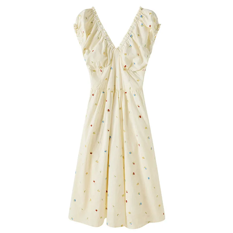 Sweet Maxi Summer Frock Featuring a Floral Print for Your Next Vacation