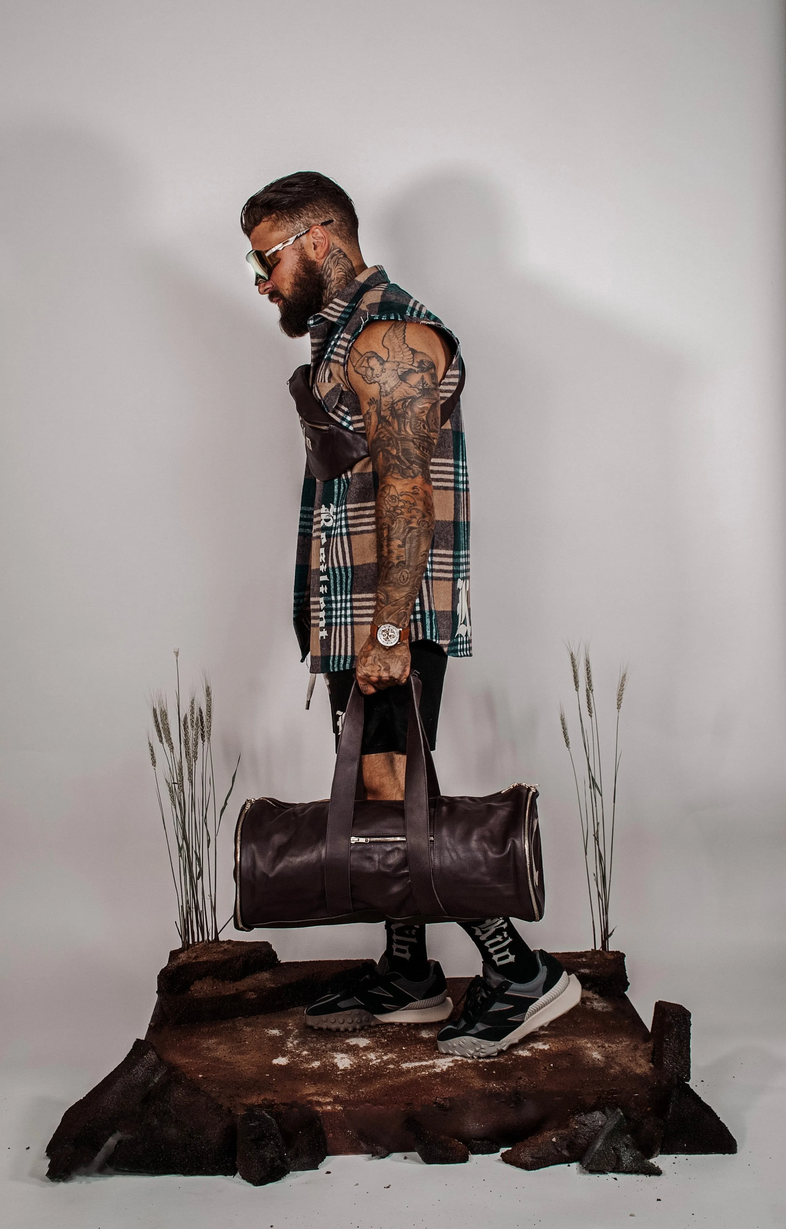 Vintage Barrel Duffle Bag - 100% Leather (Chocolate Brown)