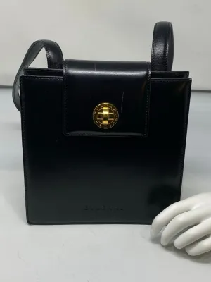 Vintage: BVLGARI black leather single flap Shoulder bag with gold closure and turn lock